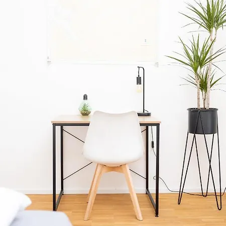 Apartment Ko-living - Captain's - Altstadt - Mit Kueche, Smart Tv & Balkon - 6p