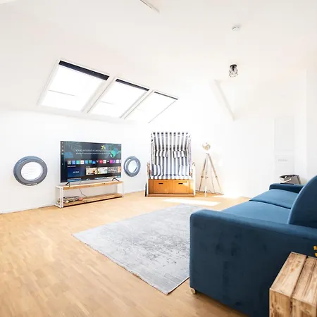 Ko-living - Captain's - Altstadt - Mit Kueche, Smart Tv & Balkon - 6p Apartment *