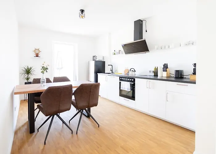 Ko-living - Captain's - Altstadt - Mit Kueche, Smart Tv & Balkon - 6p 公寓 *