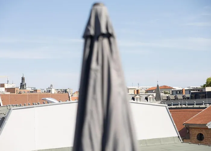 Ko-living - Captain's - Altstadt - Mit Kueche, Smart Tv & Balkon - 6p * Halle (Saale)